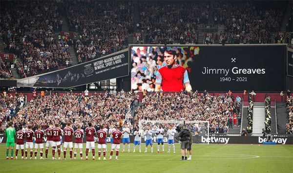 Умер Джимми Гривз, величайший английский бомбардир. Его главными клубами были «Челси» и «Тоттенхэм», а драмой – пропуск финала ЧМ-1966